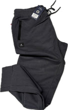Carica l'immagine nel visualizzatore di Gallery, AGN Faschionwear Pantaloni felpa ginnastica uomo con tasche full zip Magazzinieuropa