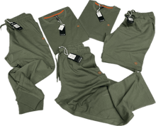 Carica l&#39;immagine nel visualizzatore di Gallery, Apparel 62 srl Pantaloni tuta verdi cotone con e senza polsino leggeri cotone Magazzinieuropa