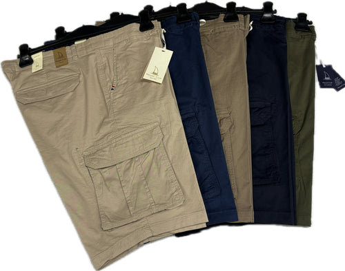 Eur Class srl Bermuda uomo con tasconi cotone 98% Egitto Royal Cap Magazzinieuropa
