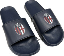 Carica l'immagine nel visualizzatore di Gallery, Frimm Ciabatta mare BFC1909 del Bologna calcio Ufficiale comoda da casa mare e piscina 2026 Magazzinieuropa
