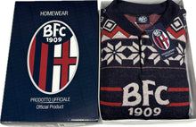 Carica l&#39;immagine nel visualizzatore di Gallery, Frimm Pigiama del Bologna Calcio BFC 1909 Ufficiale Felpato caldissimo collezione 2026 new Natale Magazzinieuropa
