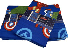 Carica l'immagine nel visualizzatore di Gallery, G&amp;C Enterprese Copriletto leggero Avengers Ufficiale Marvel licenze Disney home Magazzinieuropa