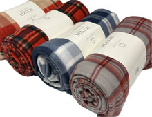 Carica l'immagine nel visualizzatore di Gallery, G.I.T. Plaid like scozzese tre misure 100% pile caldo Magazzinieuropa